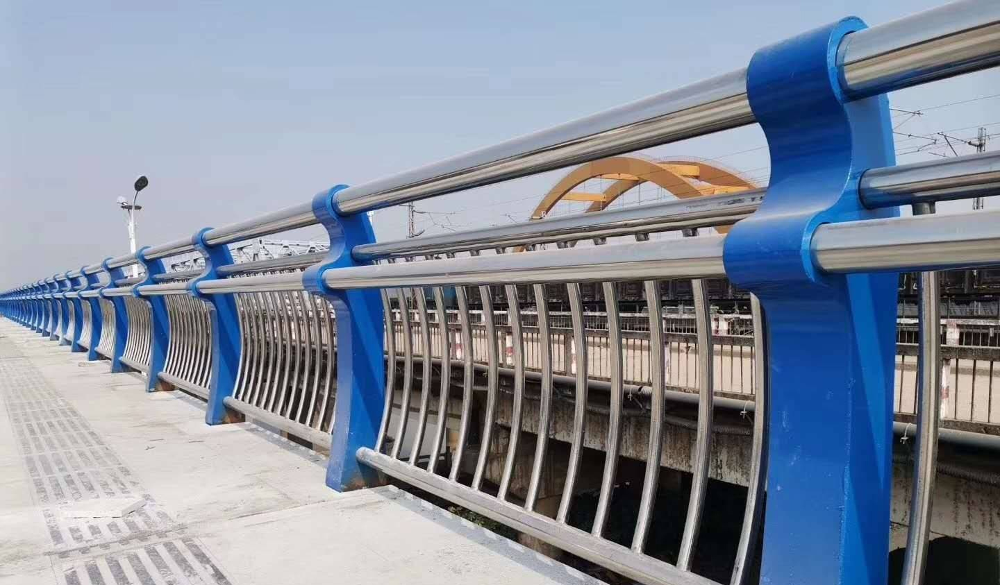 锡林郭勒桥梁不锈钢防撞护栏
